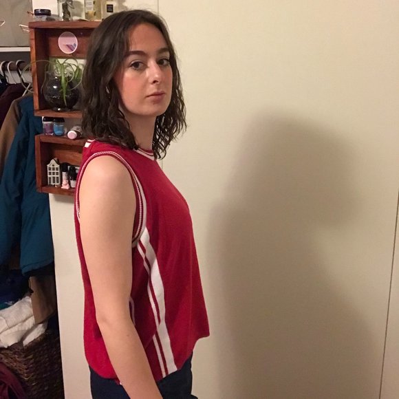 Red and White Vest - Picture 2 of 6